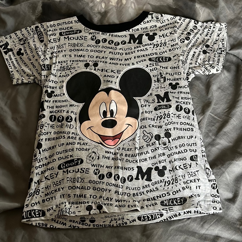 Mickey Mouse graphic tee unisex